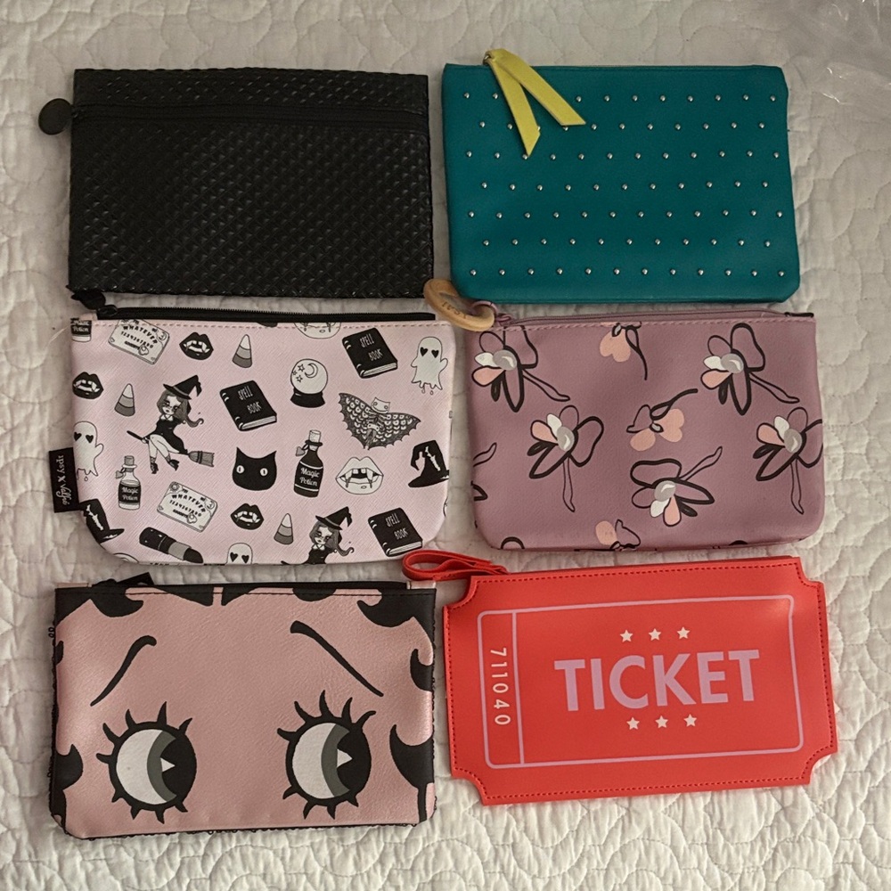 IPSY Makeup Bag Lot